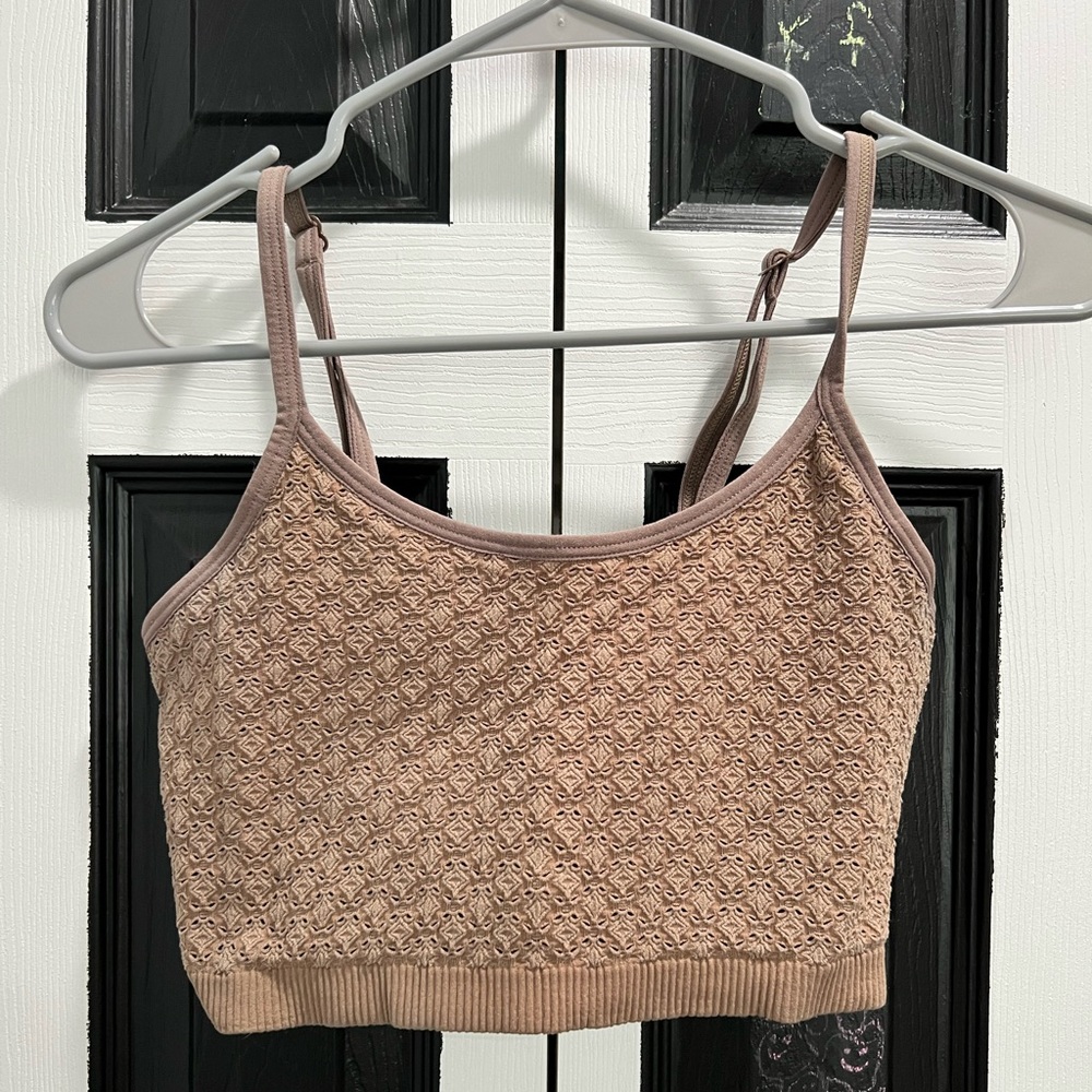 Brand:Colsie          Size:L        Color: tan